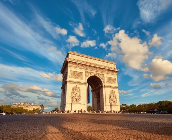 Paris one day itinerary: Arc de Triomphe