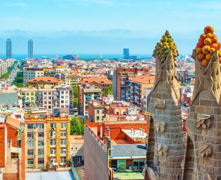 The Best Barcelona Bucket List: Everything You Need To Do