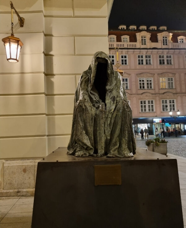 Ghost walking tour Prague